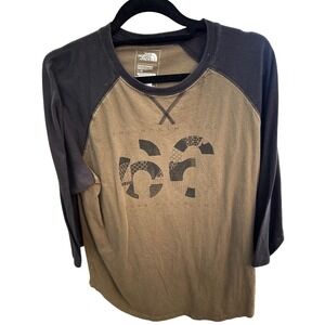 The North Face 66 Graphic Baseball Tee Mens Large Olive Green 3/4 Raglan